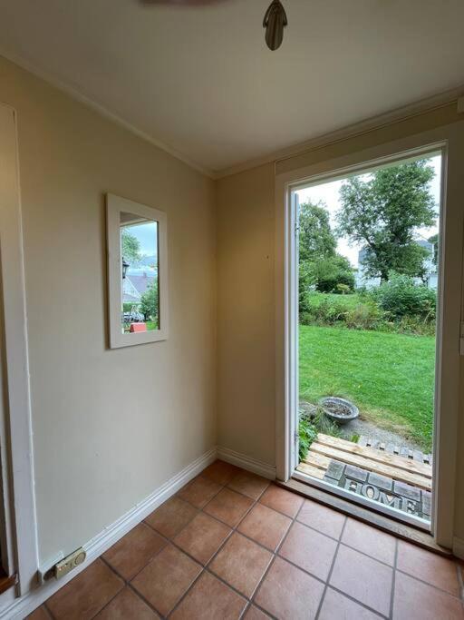 Apartament With Access To Garden, Central, Quiet And With Free Parking 프레드릭스타드 외부 사진